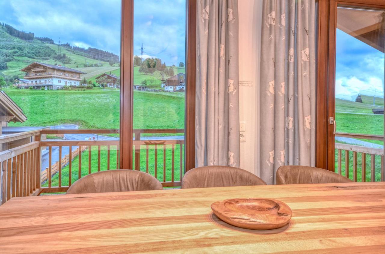 Ski-In Ski-Out Chalet Maiskogel "Bergli" - By Alpen Apartments Kaprun Exteriör bild